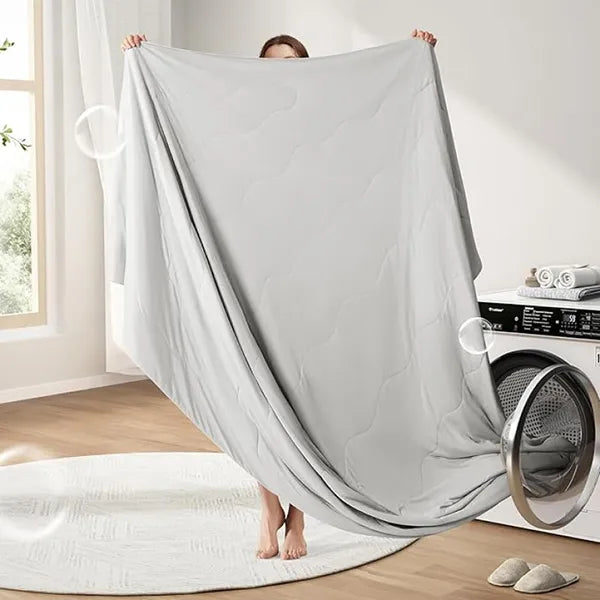 LolaCool Cooling Blankets US8390